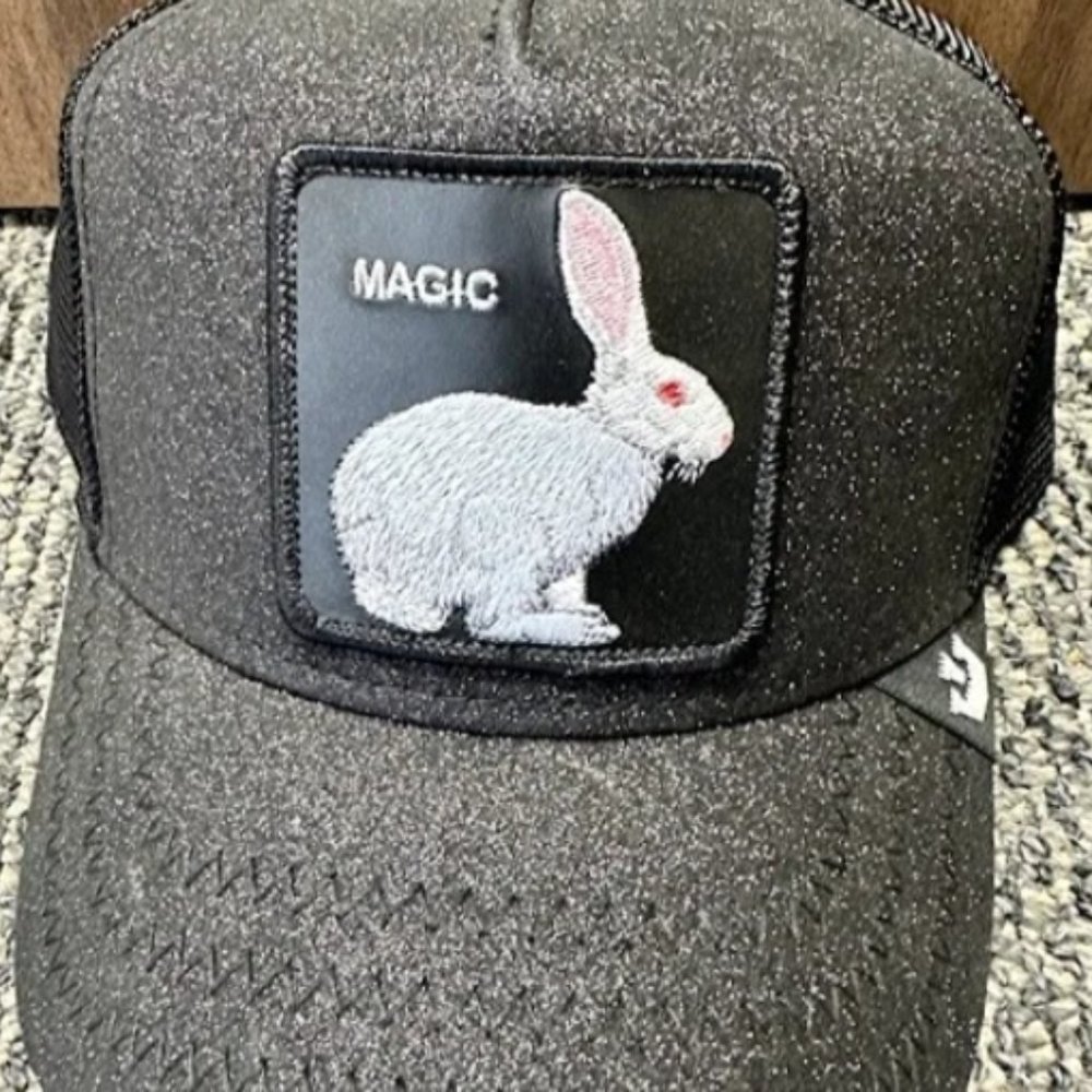 Goorin Bros Trucker Hat Limited Edition Magic Rabbit Bad Bunny Labra Cad…